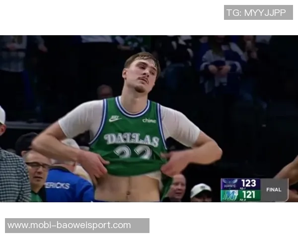 浓眉称赞弗拉格隔扣马穆精彩绝伦期待反复回味这一经典瞬间 浓眉称赞弗拉格隔扣马穆精彩绝伦期待反复回味这一经典瞬间